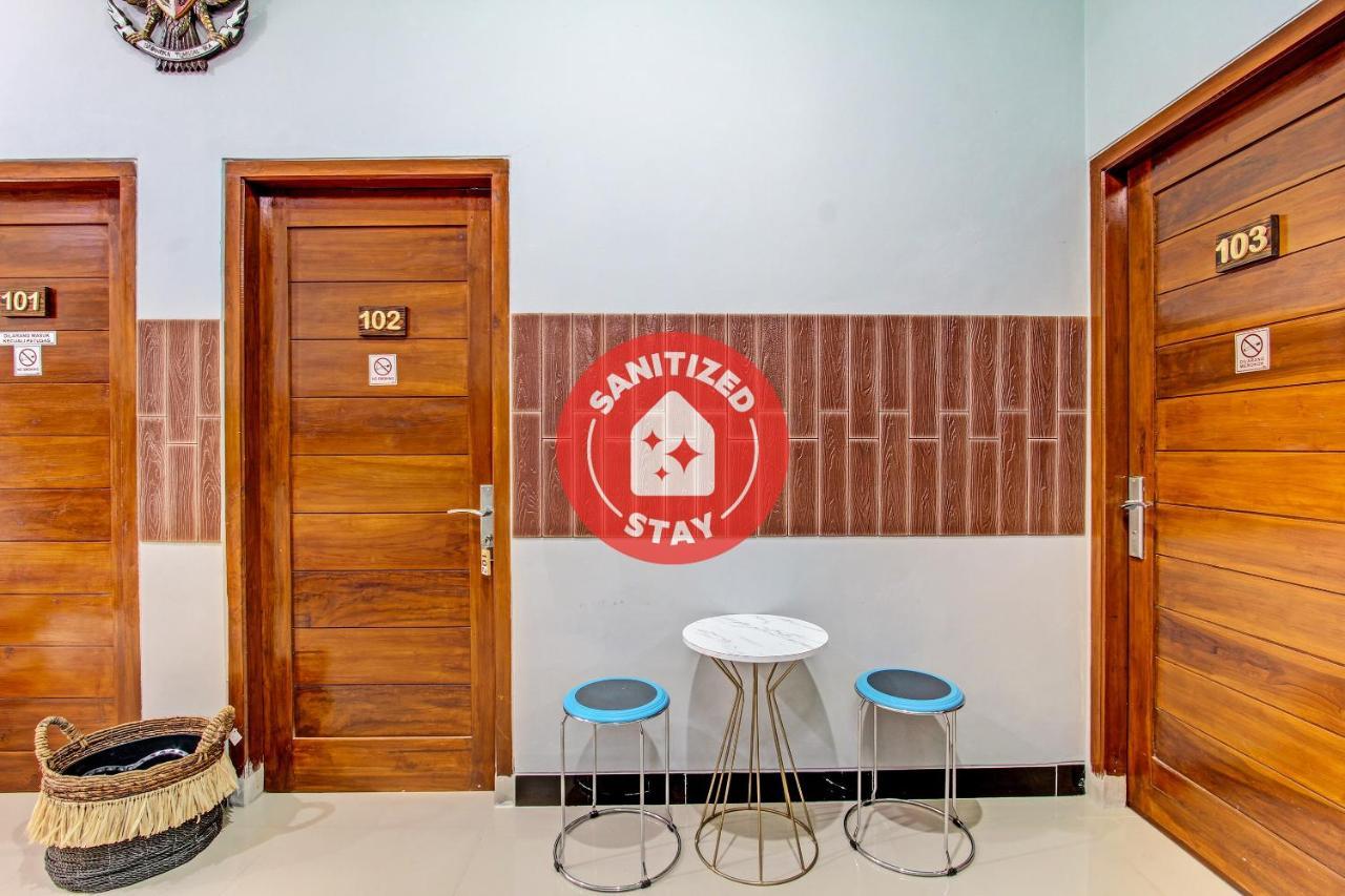 Oyo 91686 Triple S Hotel Malioboro Yogyakarta Kültér fotó