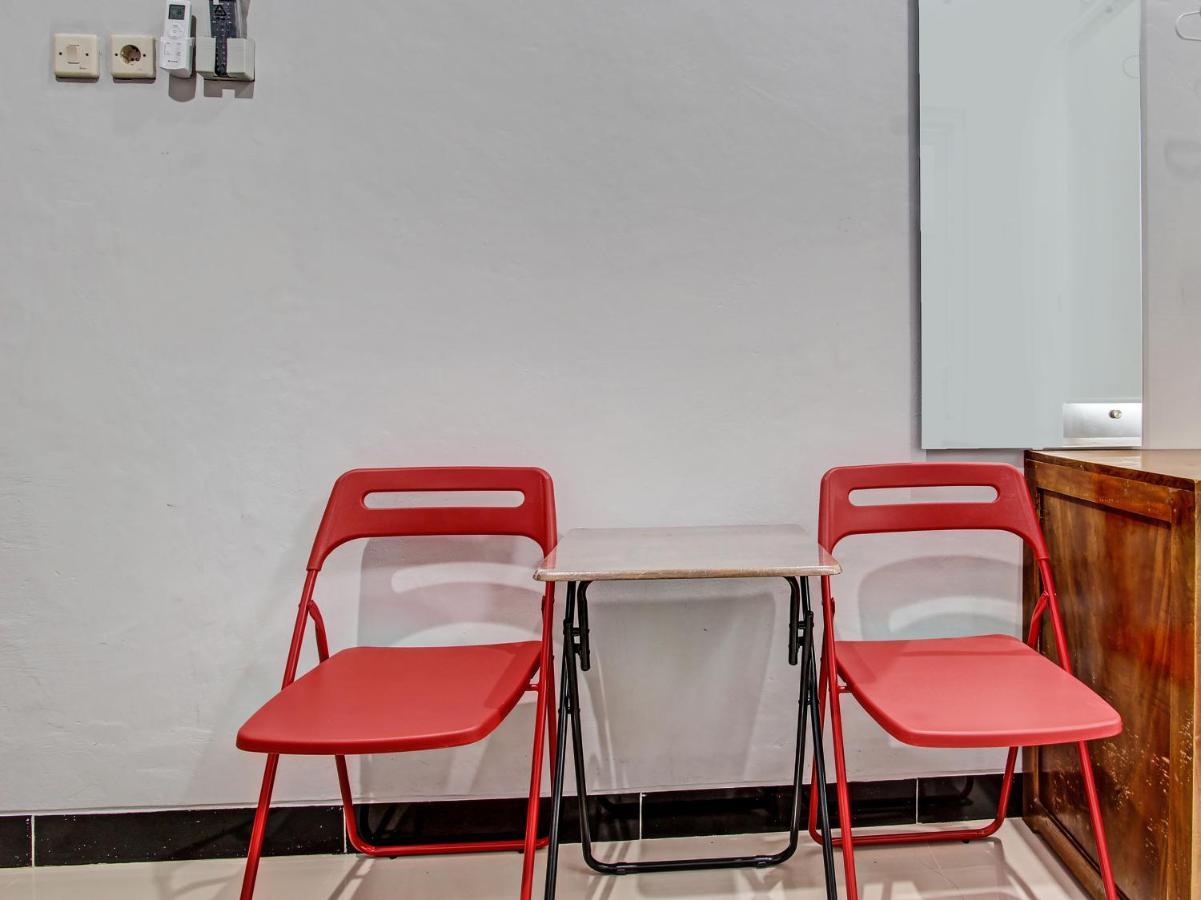 Oyo 91686 Triple S Hotel Malioboro Yogyakarta Kültér fotó